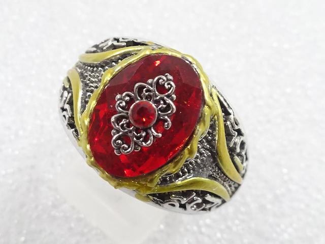 JAPANESE KIMONO / ANTIQUE COLORED STONE RING (SIZE 28)